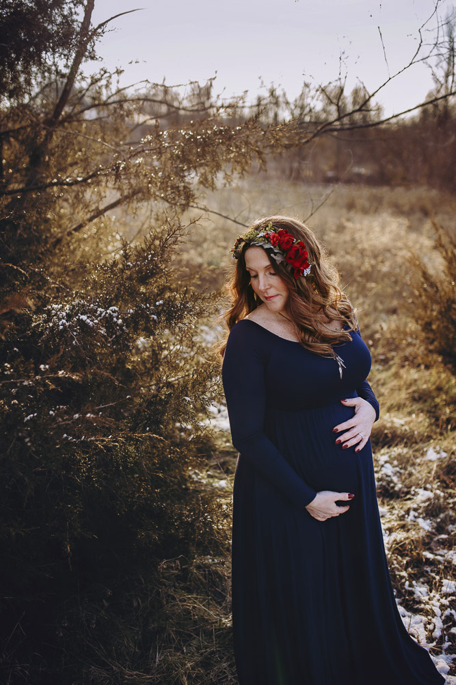 Soaking it all in at her maternity photography session in Indiana.