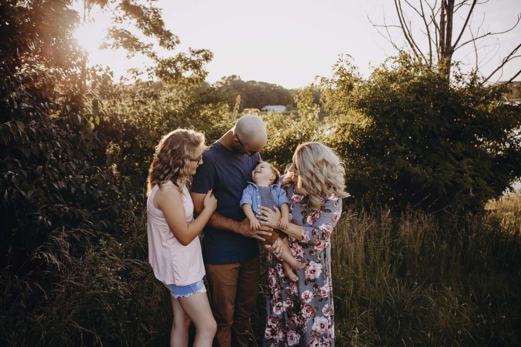 Cute family at their summer session in Indiana.